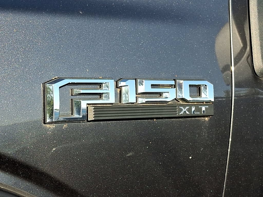 Used 2017 Ford F150 XLT w/ Equipment Group 302A Luxury AWD/4WD image 9