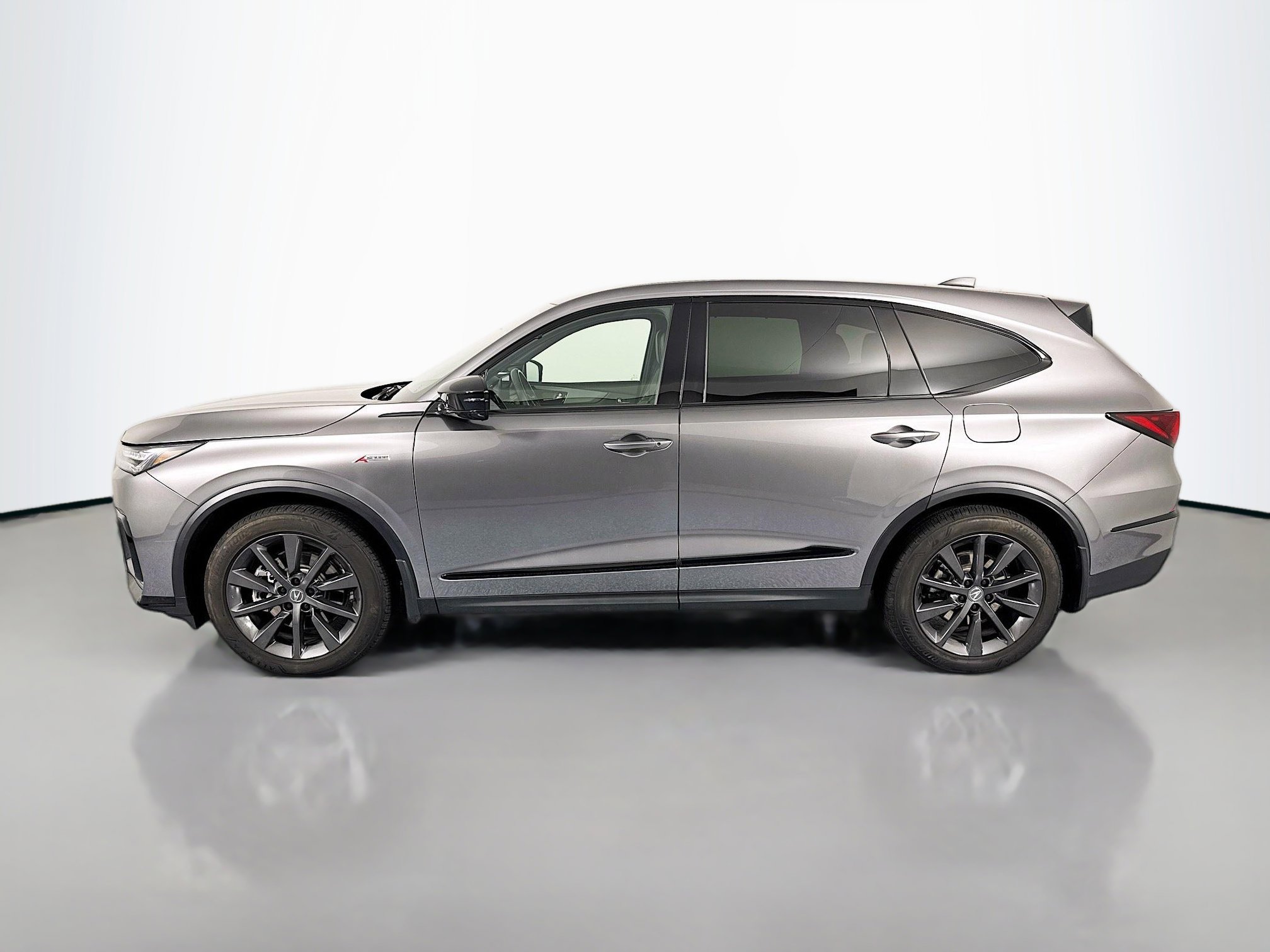 Used 2025 Acura MDX A-Spec image 8