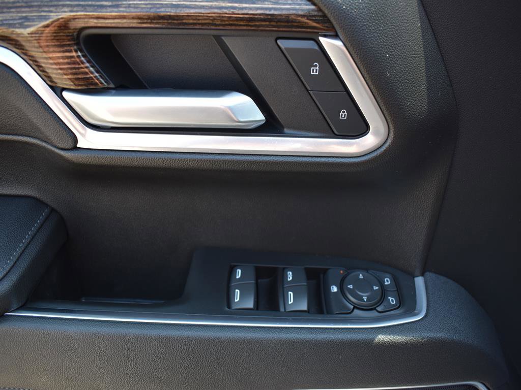 New 2025 GMC Sierra 1500 SLE image 12