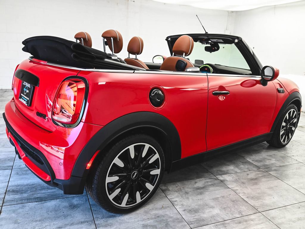 Used 2023 MINI Cooper S FWD image 4