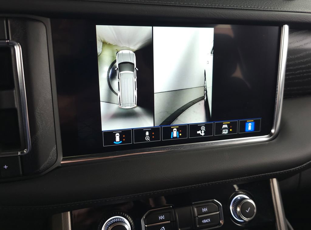 Used 2024 GMC Yukon Denali AWD/4WD image 33