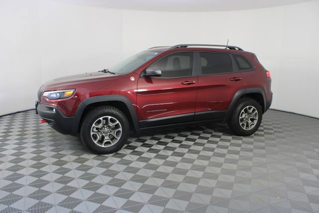 Used 2021 Jeep Cherokee Trailhawk AWD/4WD image 2