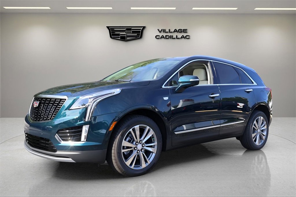 New 2025 Cadillac XT5 Premium Luxury