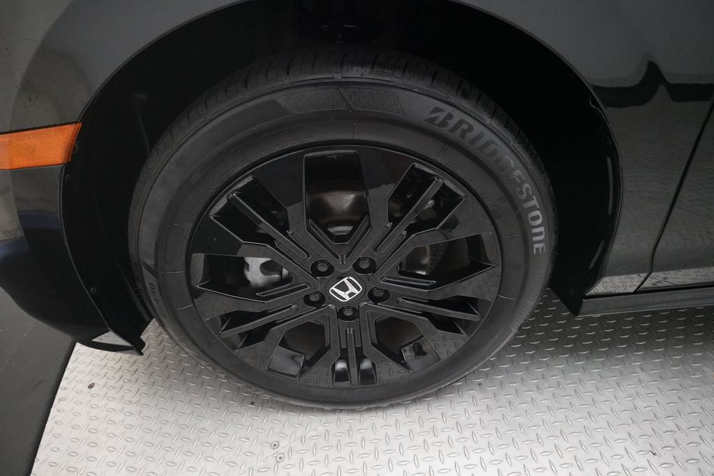 Used 2025 Honda Odyssey Sport-L image 28