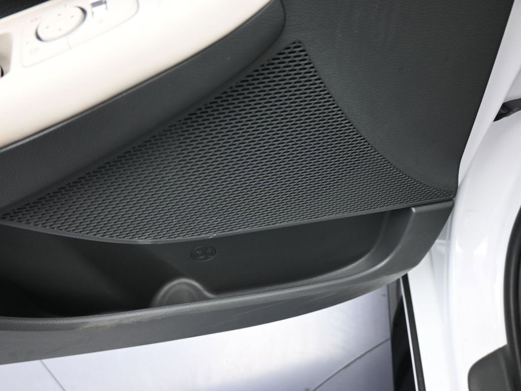 Used 2023 Hyundai Sonata SEL image 14