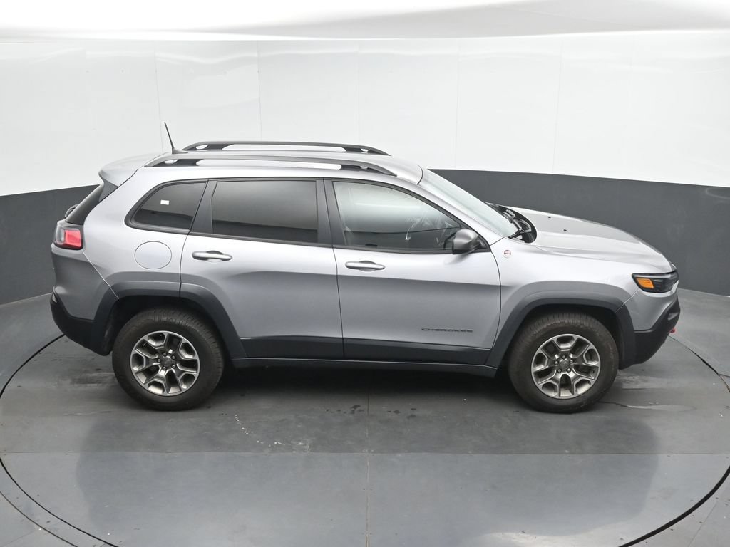 Used 2020 Jeep Cherokee Trailhawk AWD/4WD image 33