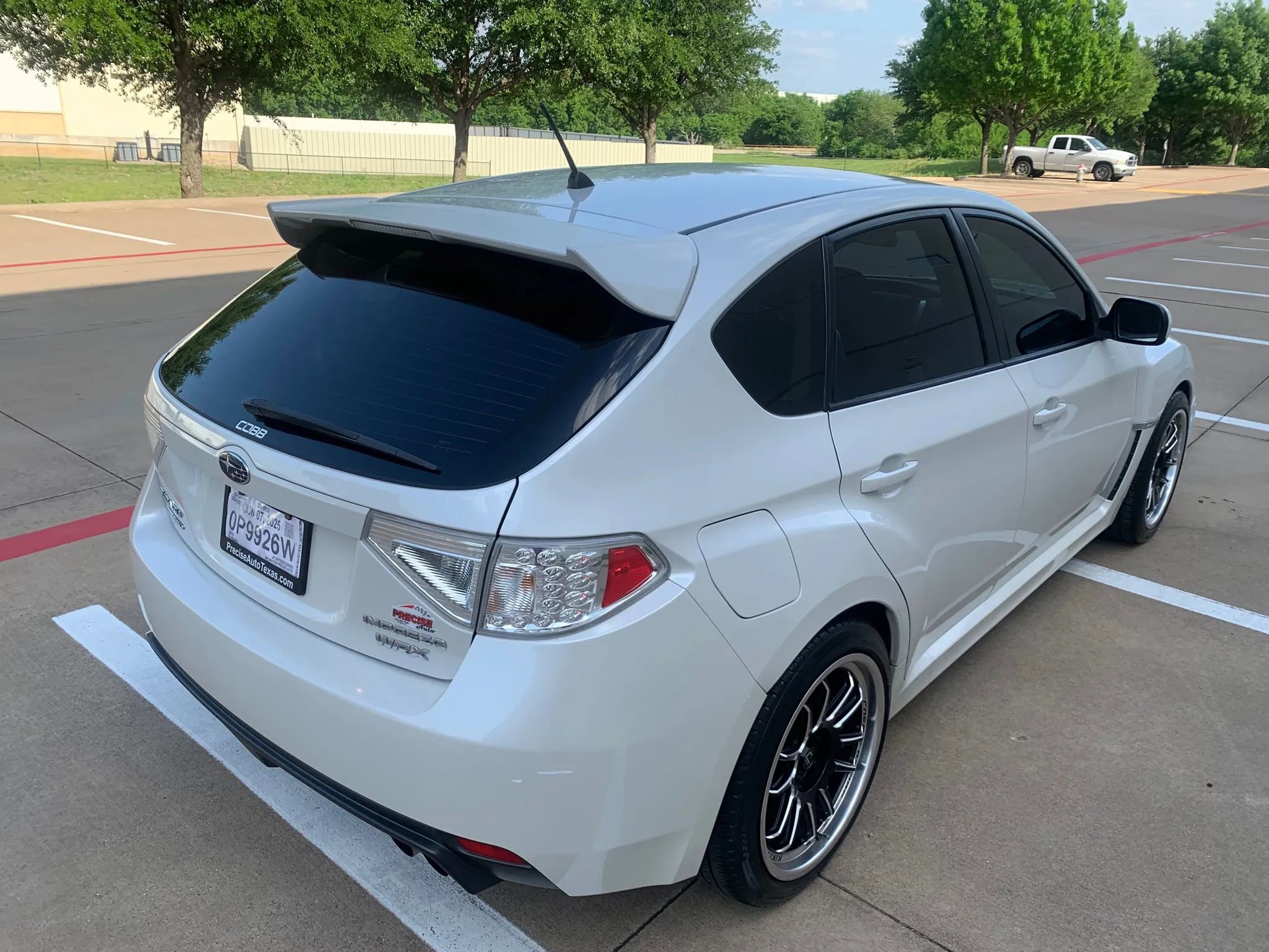 Used 2014 Subaru Impreza WRX Hatchback image 9