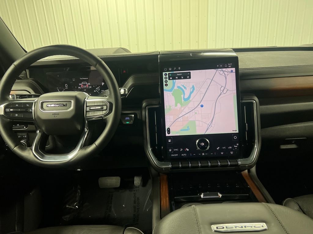 Certified 2025 GMC Yukon Denali AWD/4WD image 18