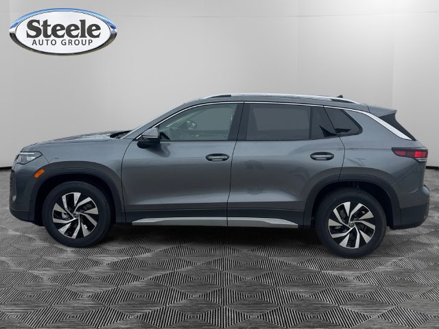 New 2026 Volkswagen Tiguan S FWD image 2