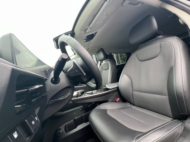 Certified 2024 Kia EV6 Light AWD/4WD image 19