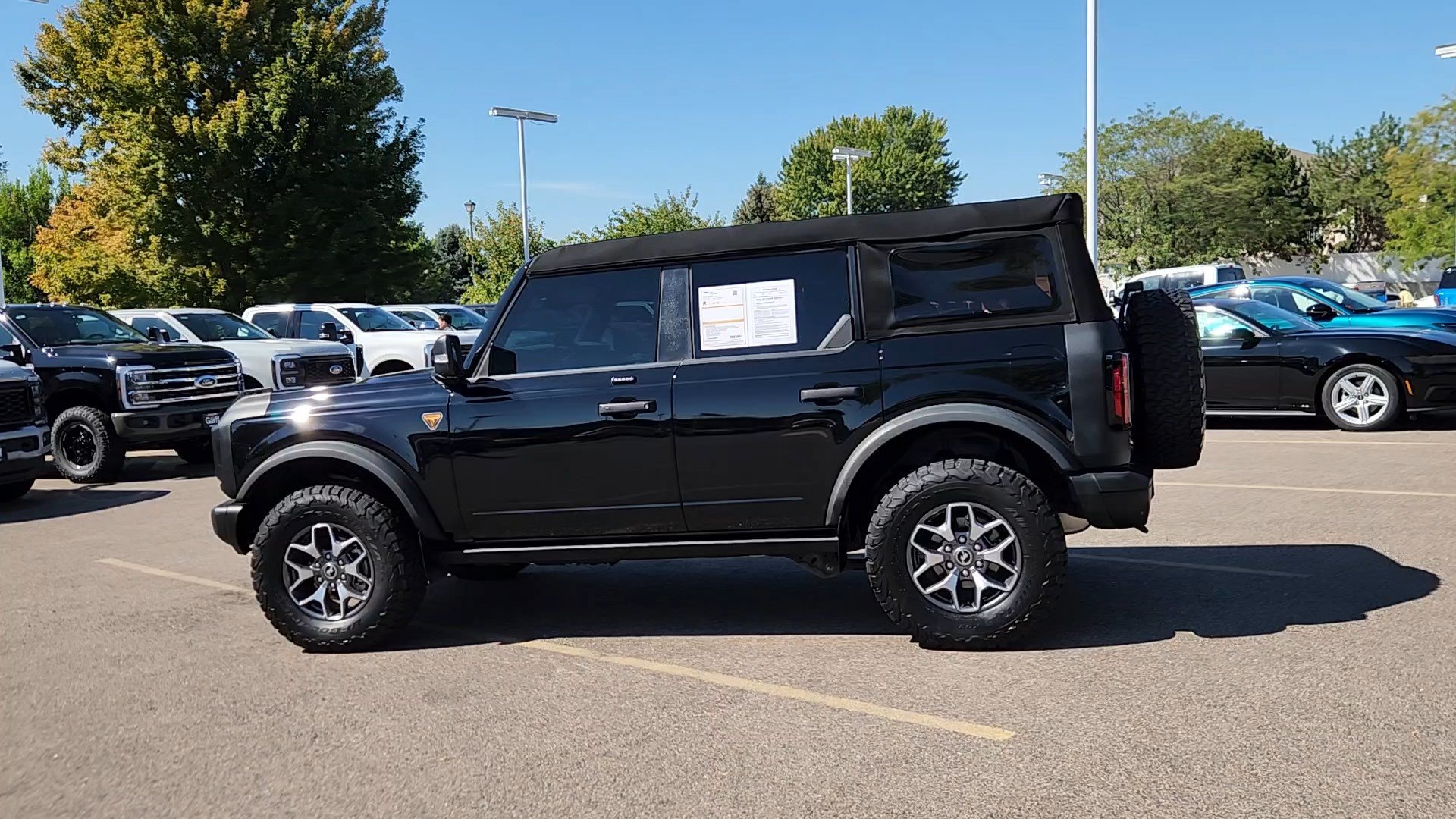 Used 2023 Ford Bronco Badlands AWD/4WD image 23