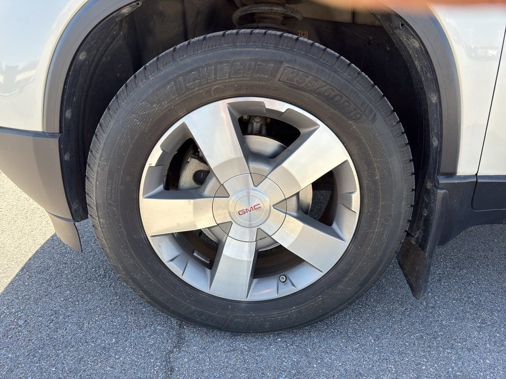 Used 2010 GMC Acadia SLT image 13