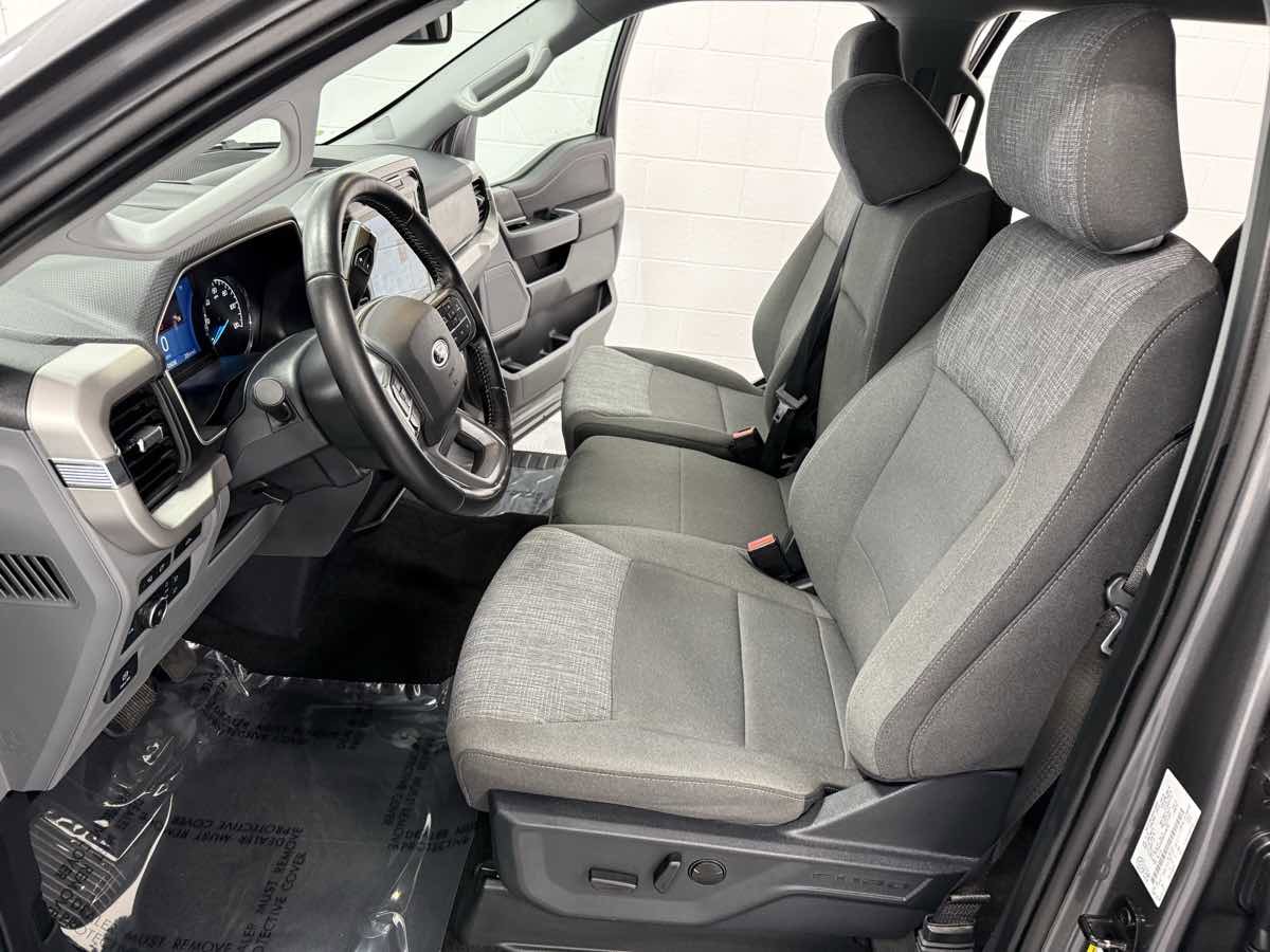 Used 2022 Ford F150 XLT w/ Equipment Group 302A High image 11