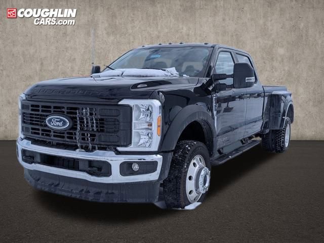 New 2026 Ford F450 XL w/ XL Driver Assist Package image 3