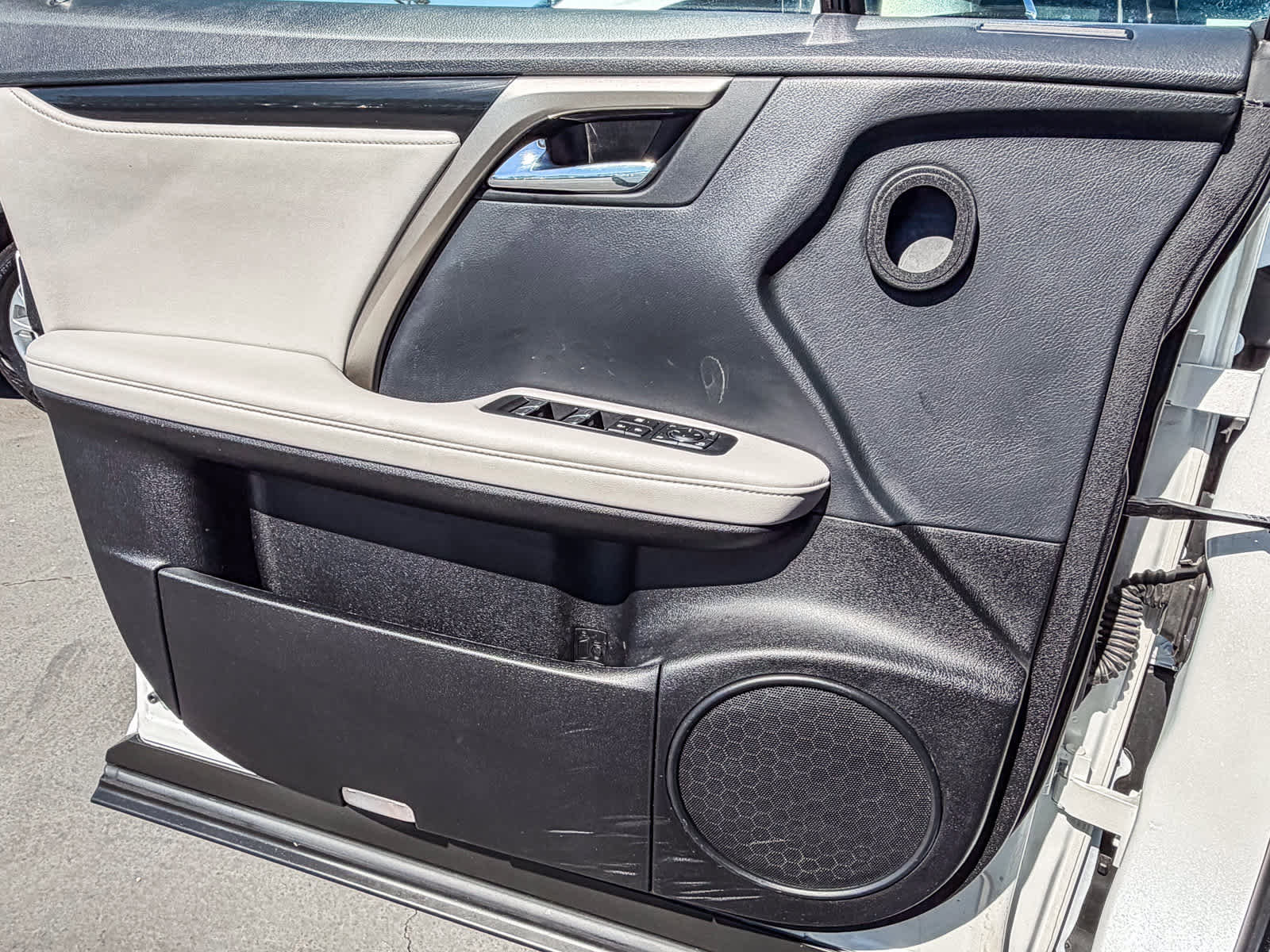 Used 2022 Lexus RX 350 w/ 3500 lbs Tow Prep Package image 19