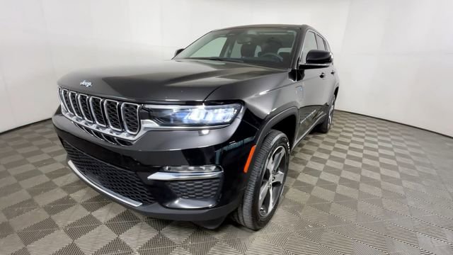 Used 2023 Jeep Grand Cherokee 4WD 4xe image 10