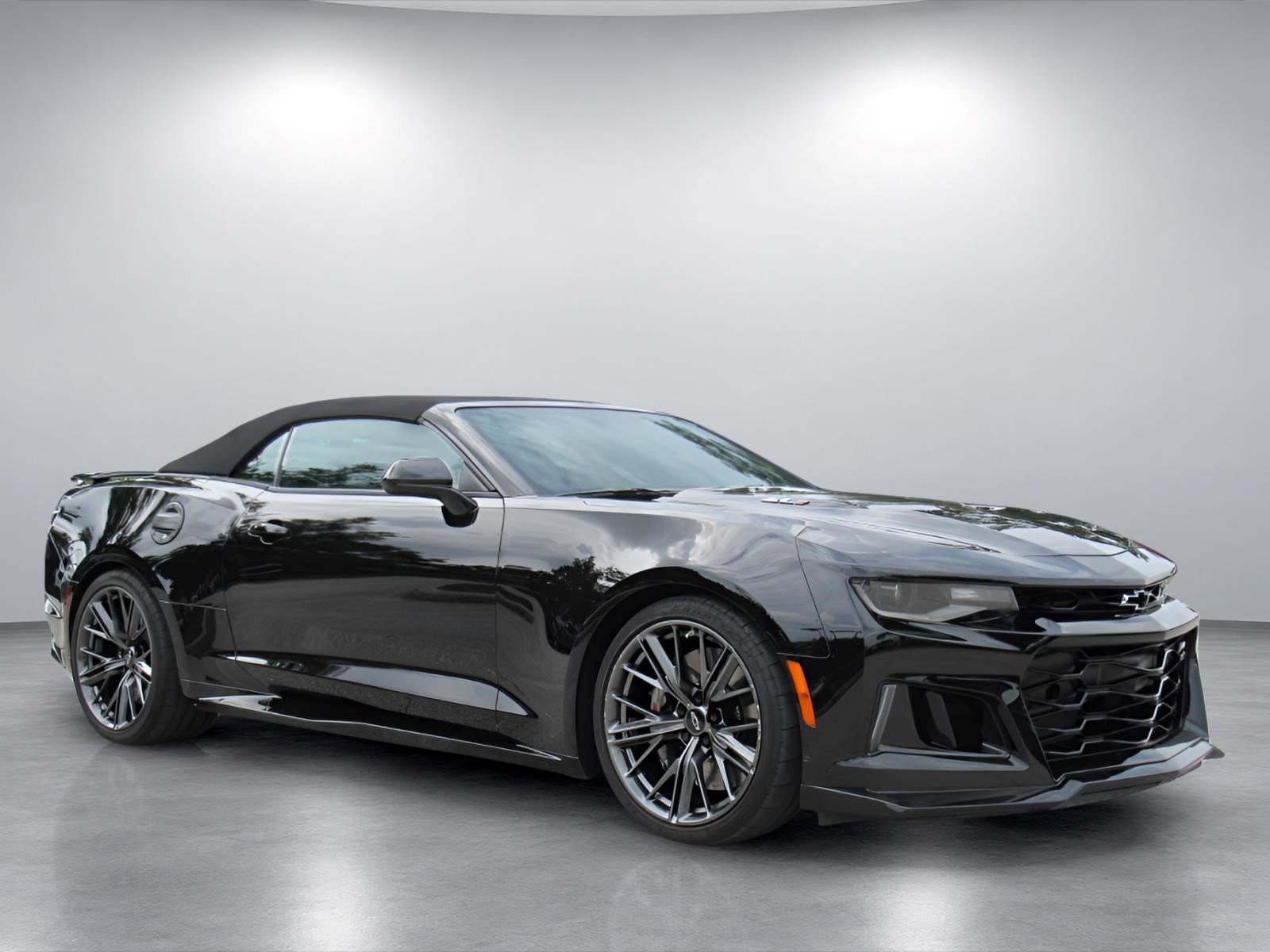 Used 2022 Chevrolet Camaro ZL1 w/ LPO, ZL1 Protection Package RWD image 1