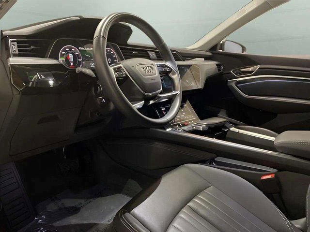 Used 2024 Audi Q8 e-tron Premium Plus w/ Premium Plus Package image 67