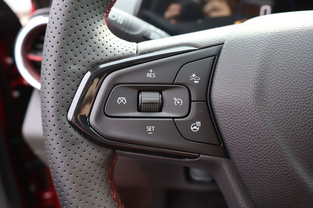 New 2026 Chevrolet Trax RS w/ Driver Confidence Package FWD image 14