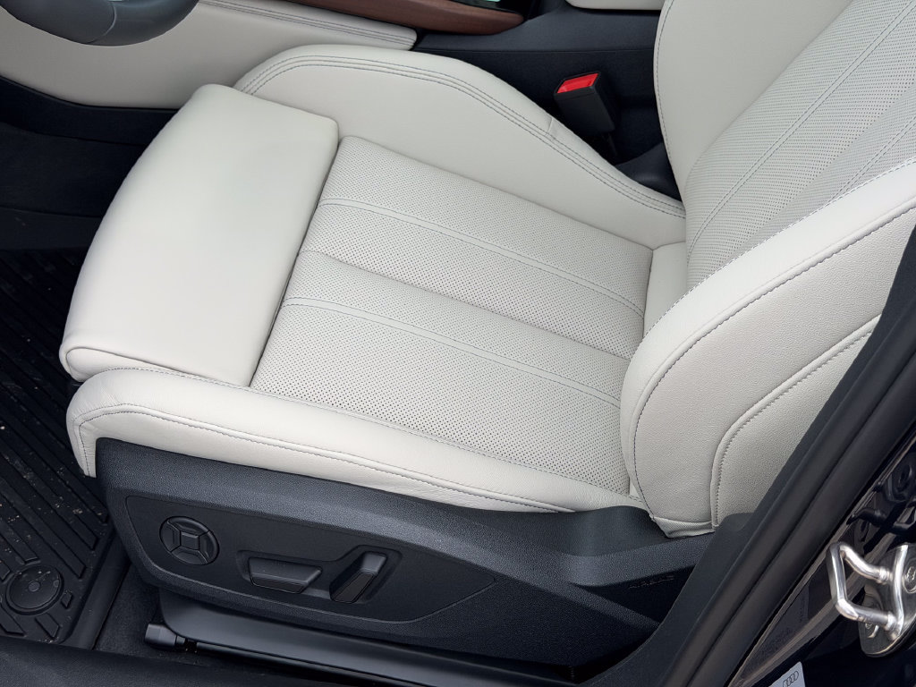 New 2026 Audi A6 Premium Plus AWD/4WD image 17