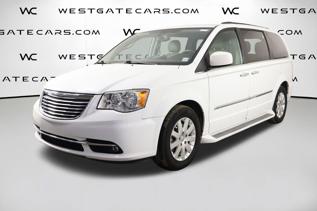Used 2016 Chrysler Town & Country Touring w/ Driver Convenience Group