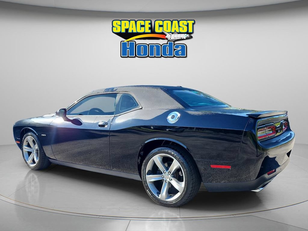 Used 2015 Dodge Challenger R/T w/ Quick Order Package 28B R/T RWD image 9