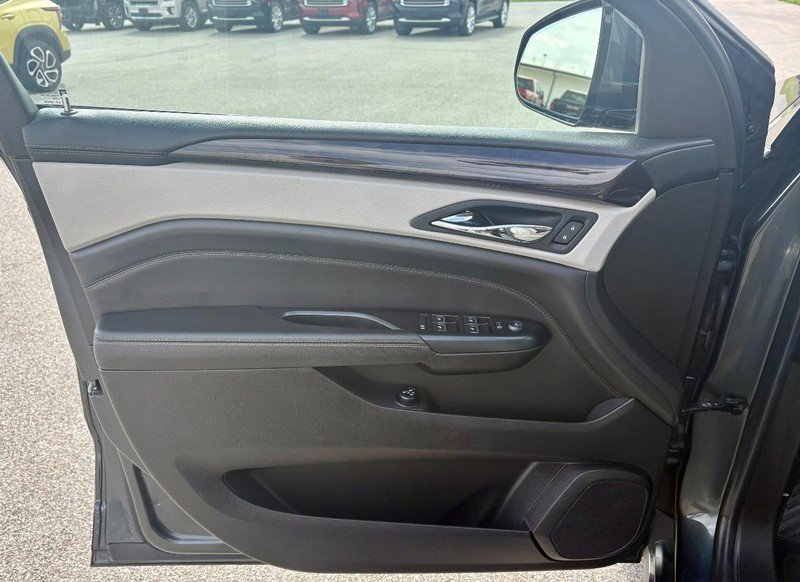 Used 2014 Cadillac SRX Performance w/ Driver Awareness Package FWD image 16