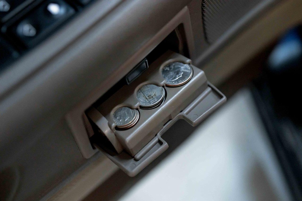 Used 1993 BMW 850Ci image 48