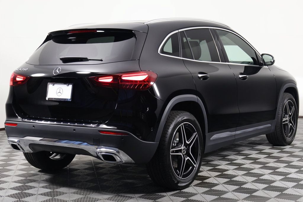 New 2026 Mercedes-Benz GLA 250 image 2