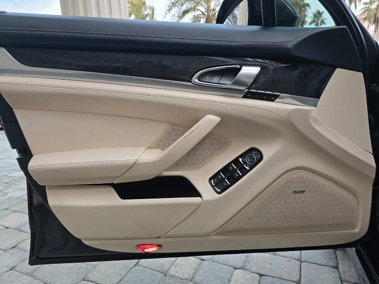 Used 2014 Porsche Panamera Turbo S w/ Exterior Package in Black image 77