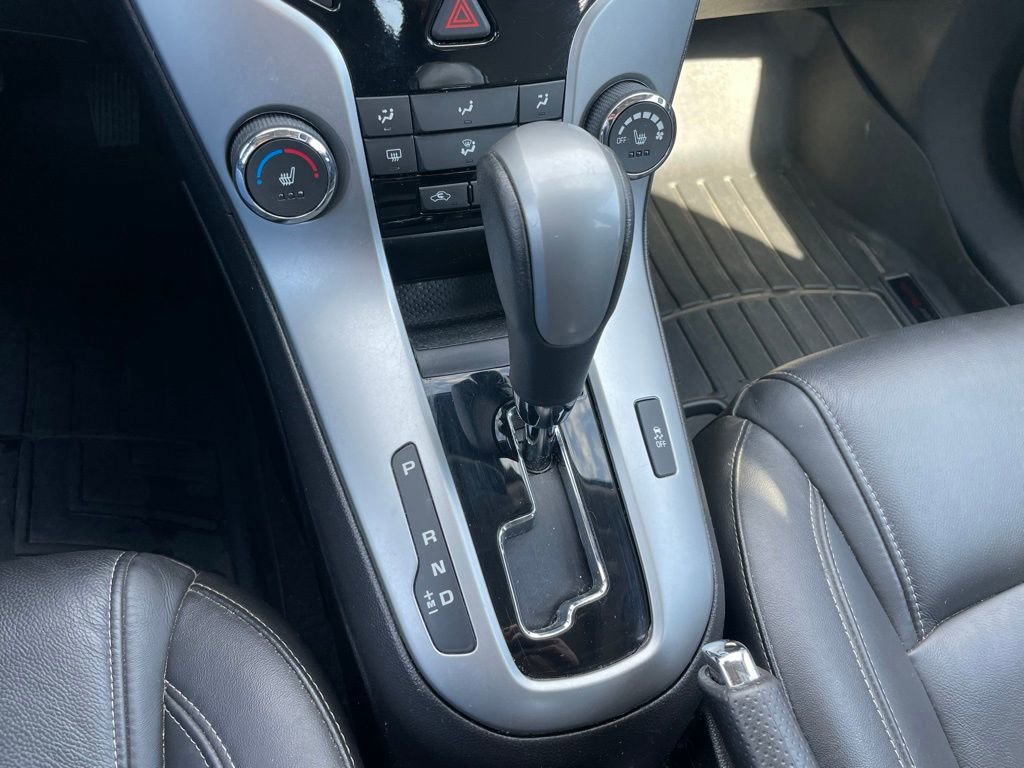 Used 2015 Chevrolet Cruze LT w/ Sun, Sound and Sport Package image 13