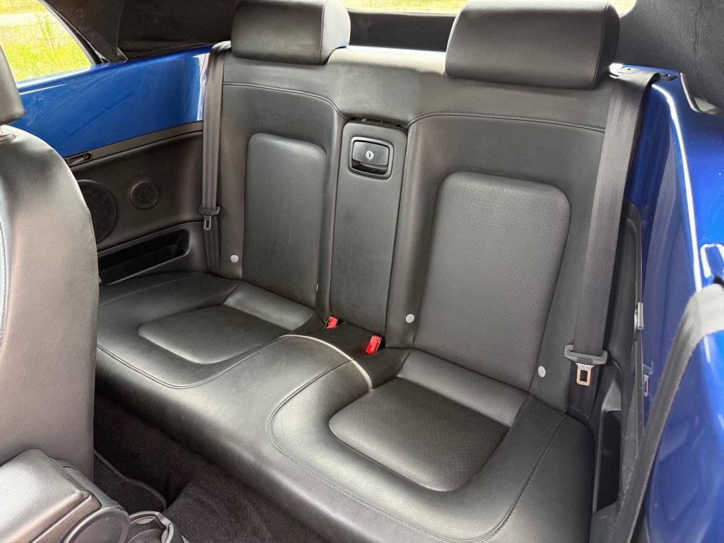 Used 2008 Volkswagen Beetle S FWD image 11
