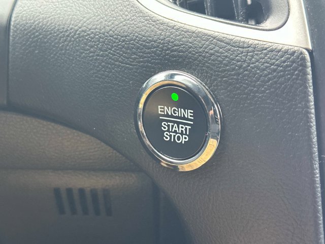 Used 2024 Ford Edge SEL AWD/4WD image 29