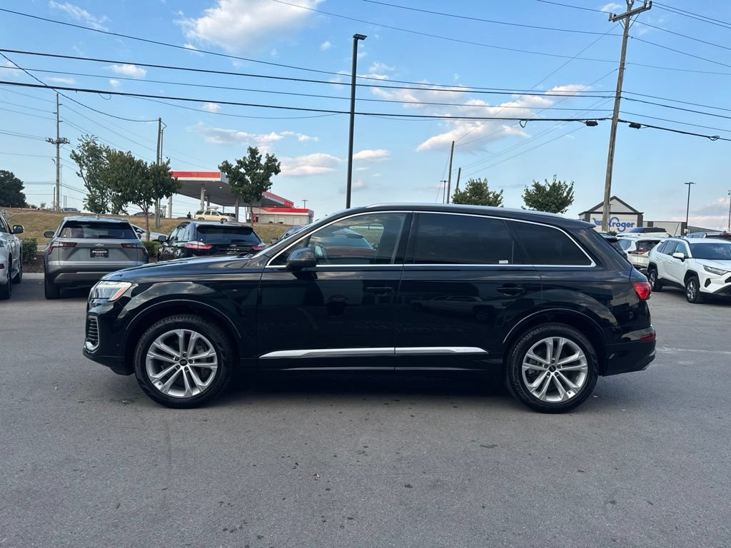 Used 2025 Audi Q7 3.0T Premium Plus AWD/4WD image 4
