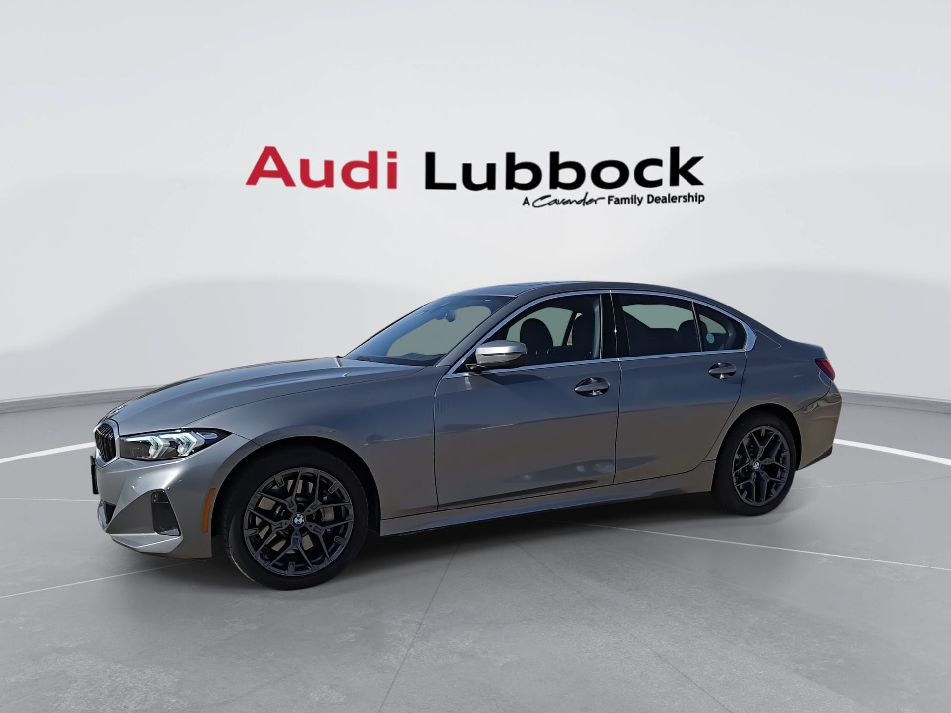 Used 2026 BMW 330i xDrive Sedan AWD/4WD image 5