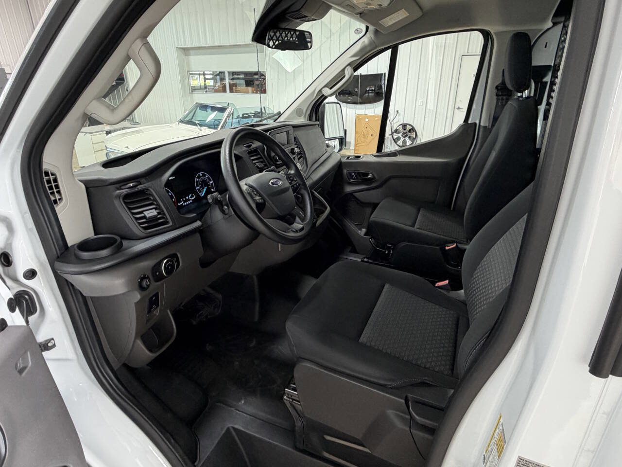 Used 2024 Ford Transit 250 Low Roof w/ Exterior Upgrade Package image 23