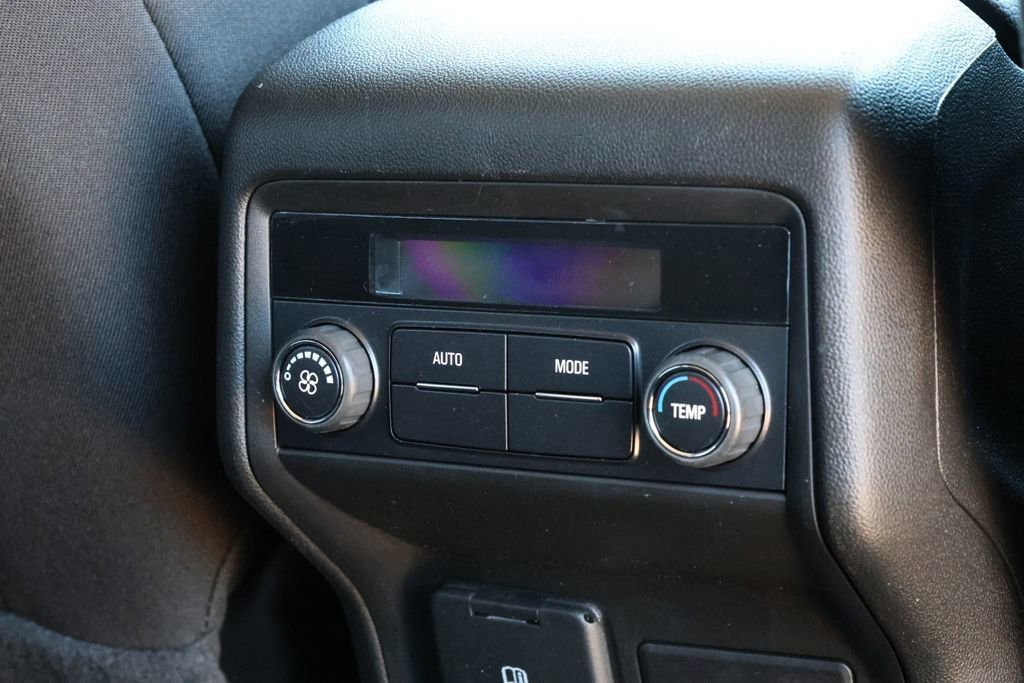 Used 2023 GMC Acadia SLE w/ Driver Convenience Package image 28