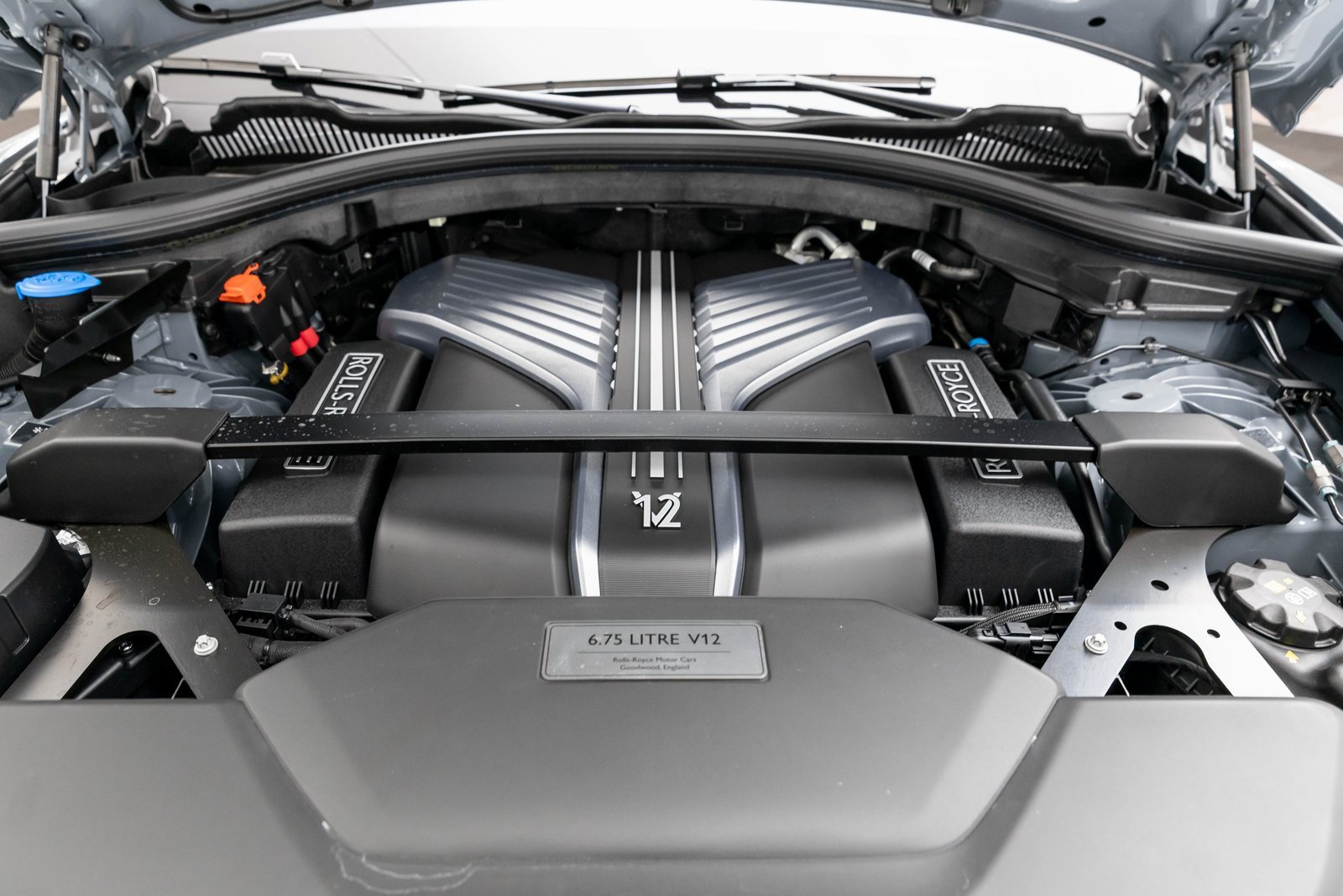 New 2026 Rolls-Royce Cullinan Black Badge image 44