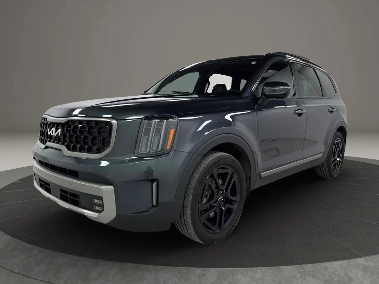 Used 2023 Kia Telluride AWD image 1