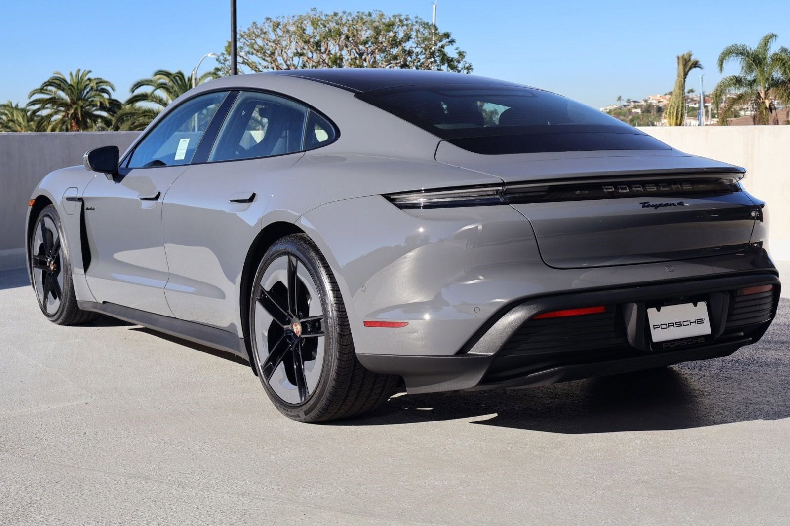 New 2026 Porsche Taycan AWD/4WD video 3