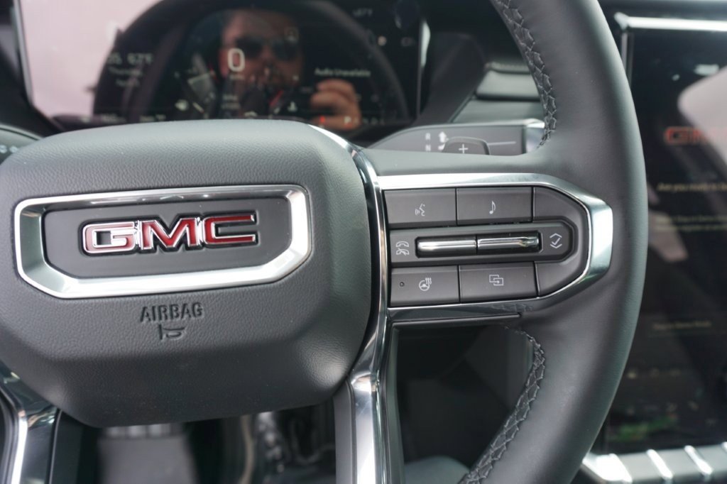 New 2025 GMC Acadia Elevation w/ LPO, Floor Liner Package image 26