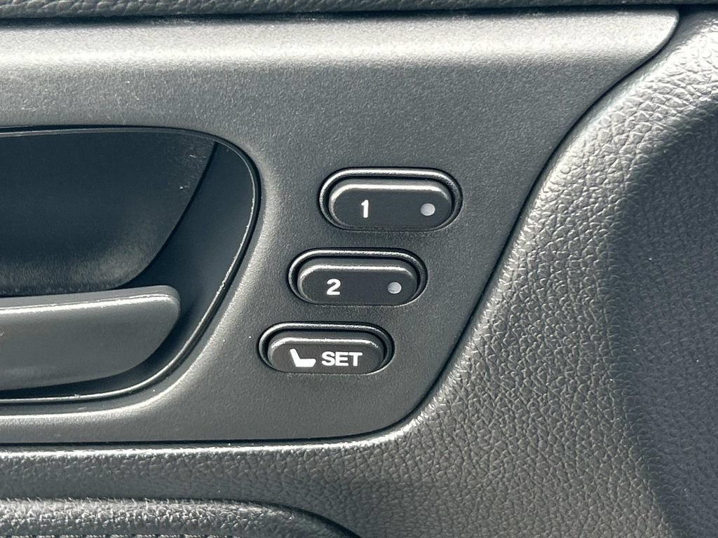 Used 2025 Honda Odyssey Sport-L image 29