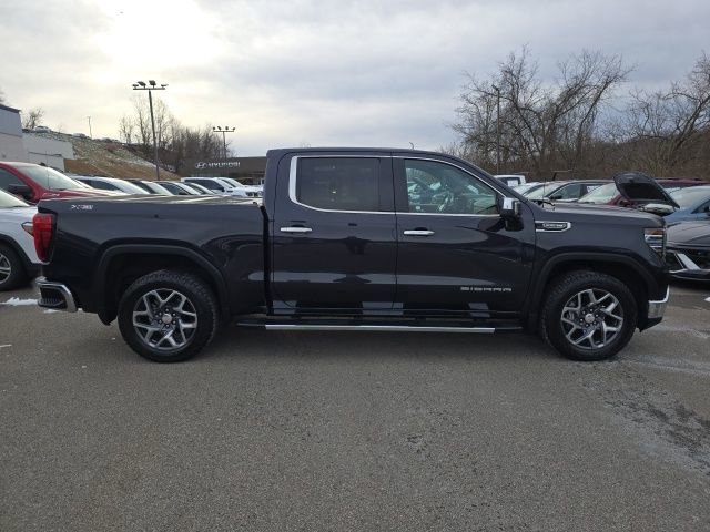 Used 2022 GMC Sierra 1500 SLT w/ SLT Premium Plus Package image 6