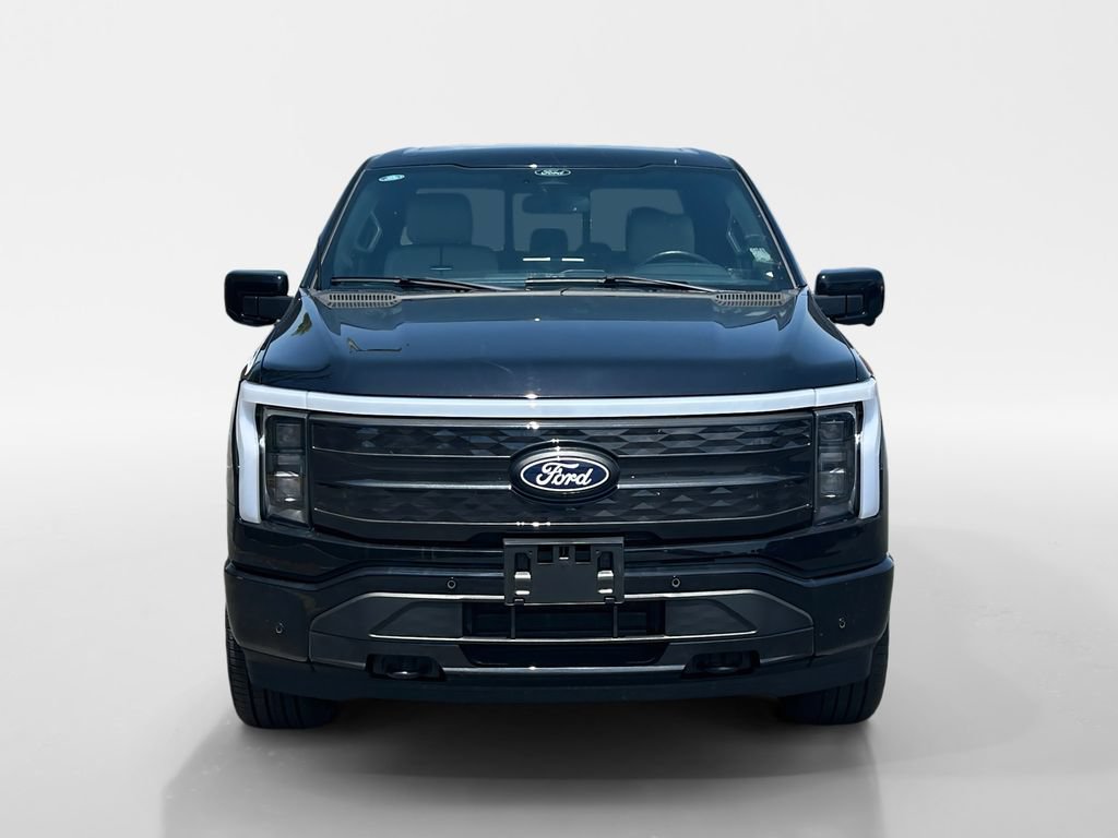 Used 2025 Ford F150 Lightning Platinum AWD/4WD image 9