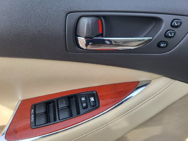 Used 2011 Lexus ES 350 FWD image 12
