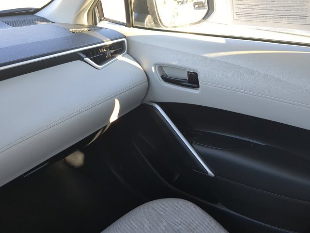 Certified 2025 Toyota Corolla Cross L FWD image 17