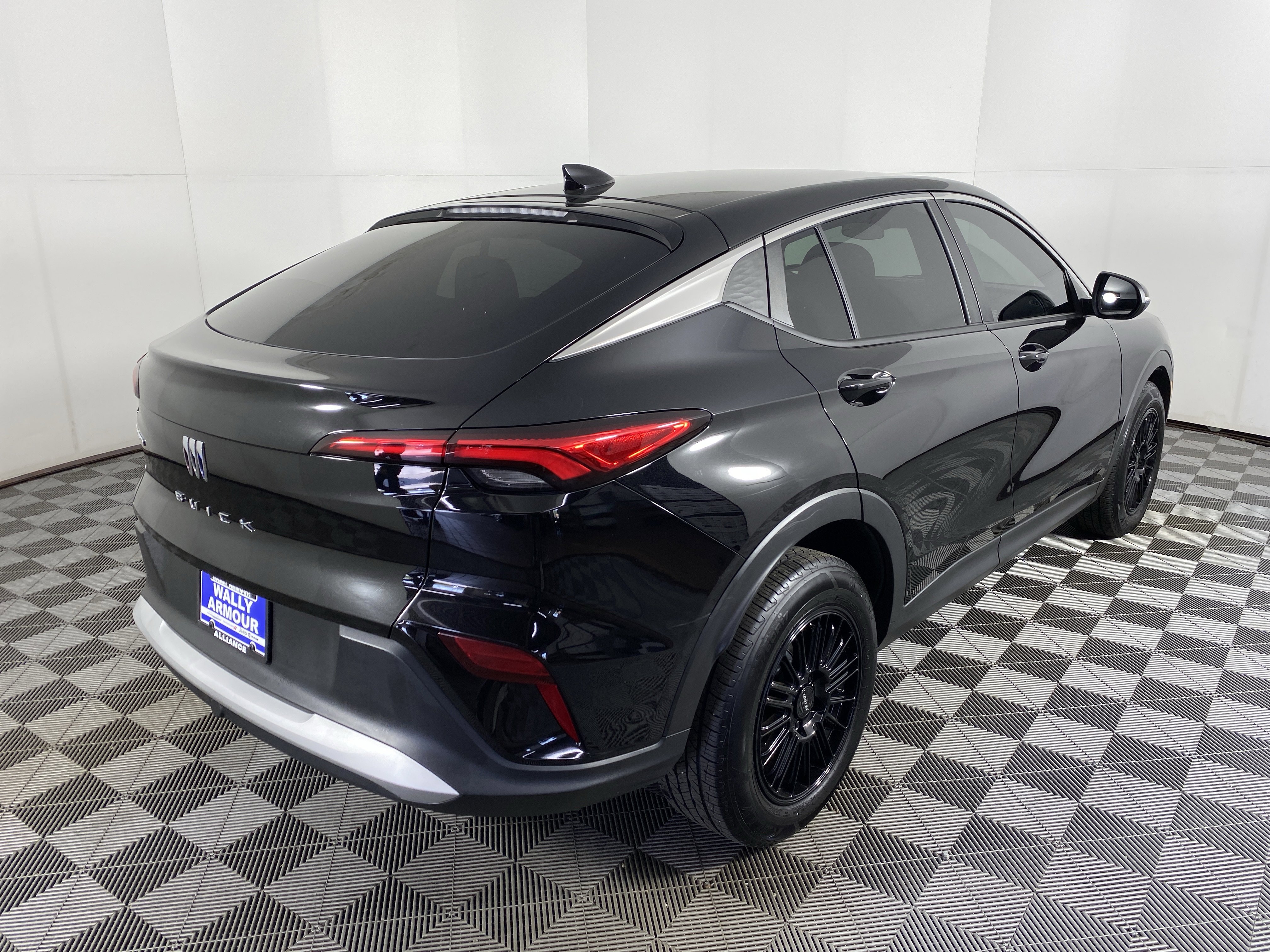 Used 2024 Buick Envista Preferred w/ Convenience I Package FWD image 7