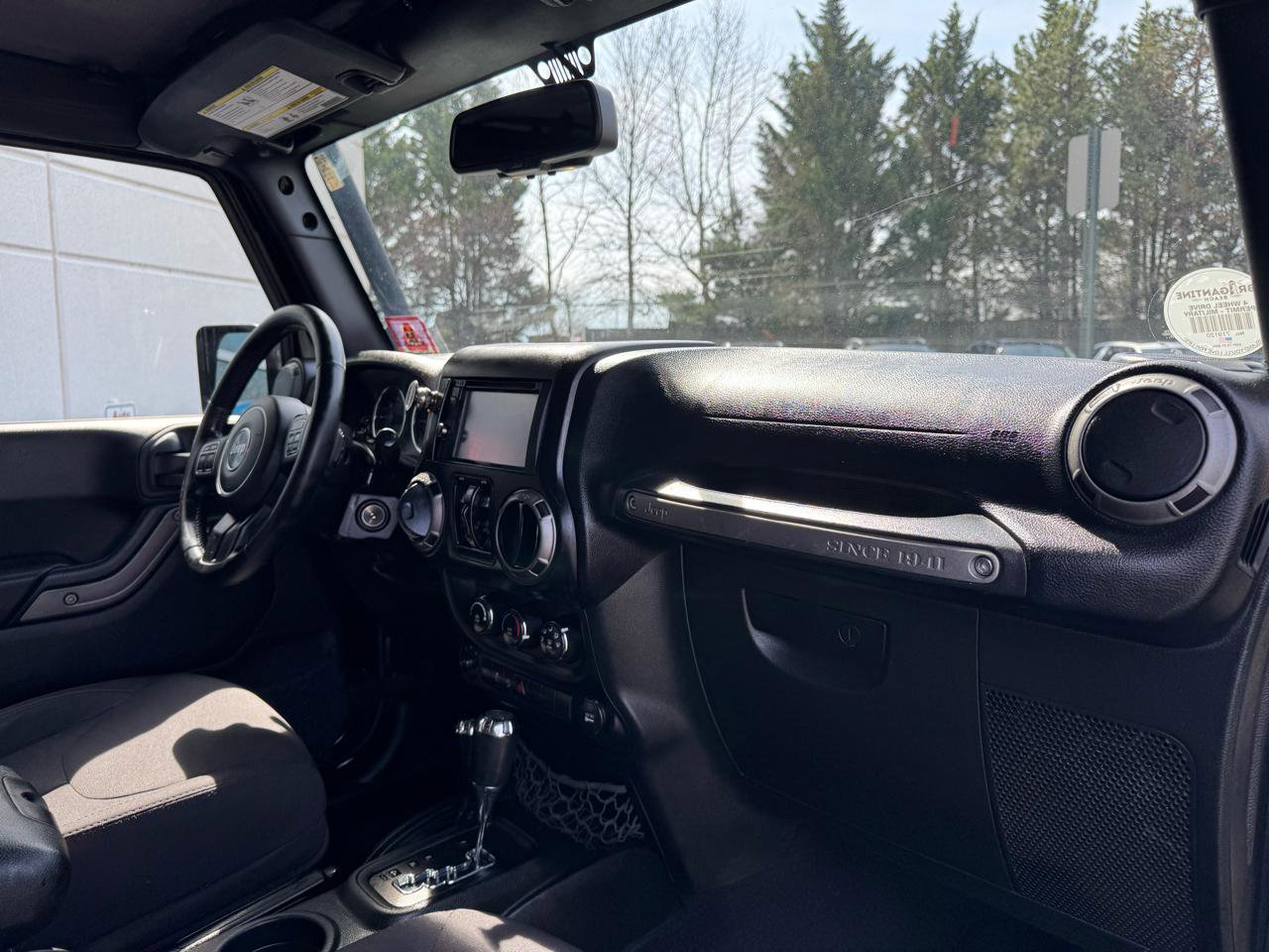 Used 2015 Jeep Wrangler Unlimited Sport w/ Quick Order Package 24S AWD/4WD image 19