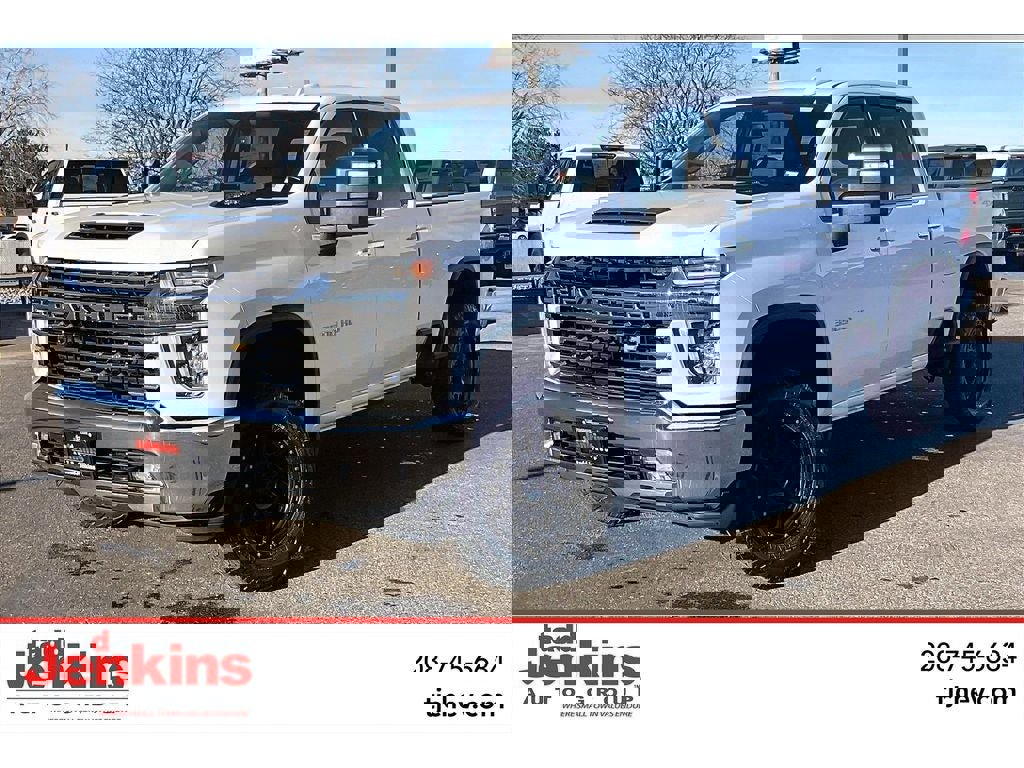 Used 2022 Chevrolet Silverado 3500 LTZ image 1