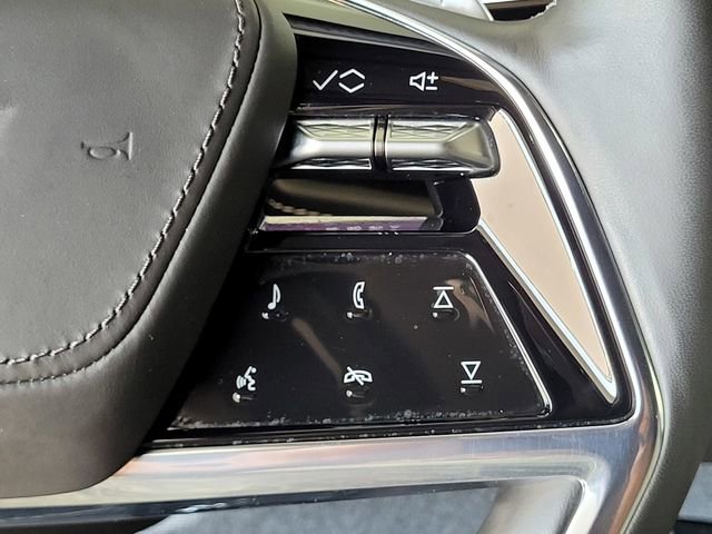 Certified 2025 Cadillac Escalade Sport Platinum AWD/4WD image 25